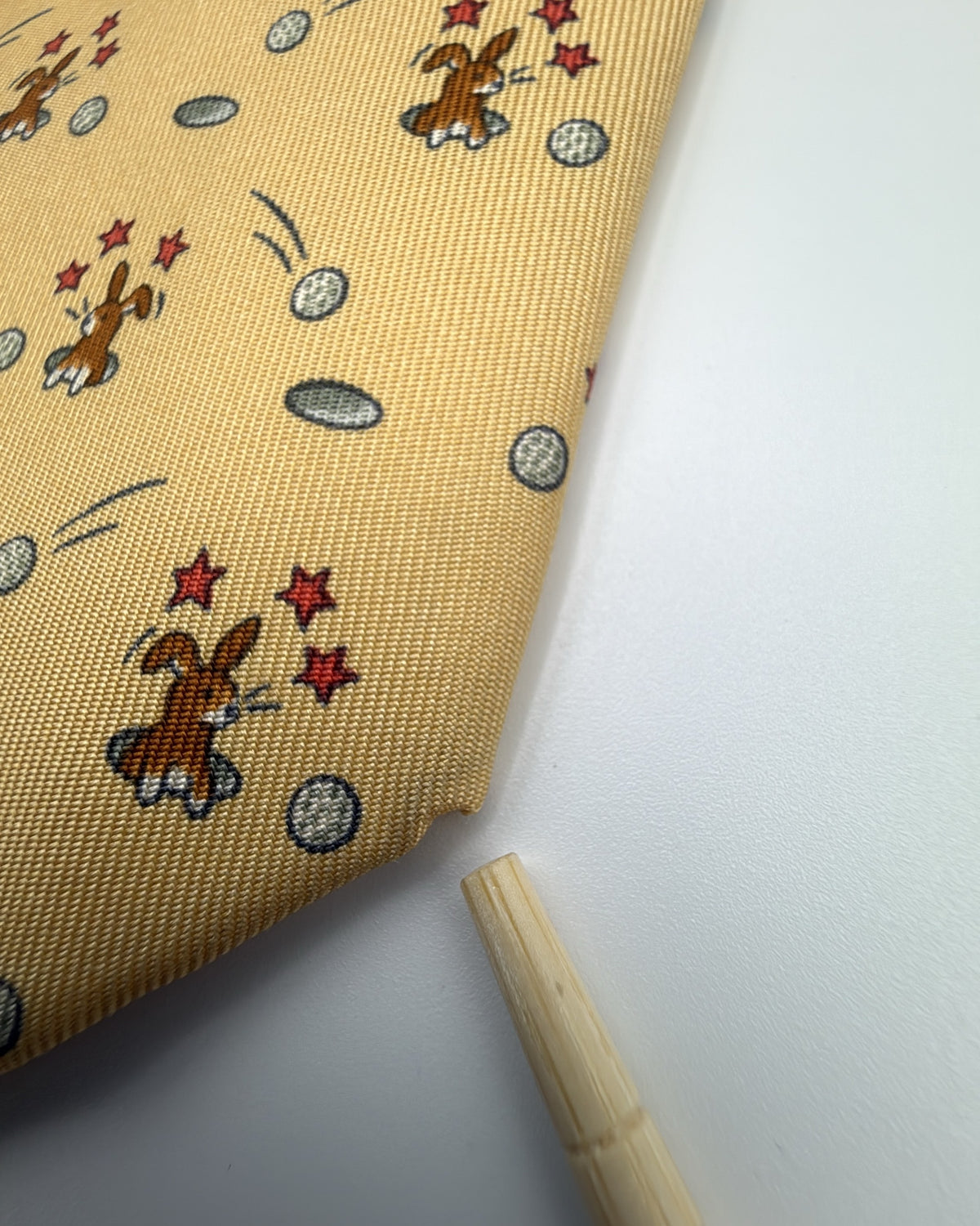 Hermès Paris Silk Tie 7956 EA Animal Yellow Necktie Made in France