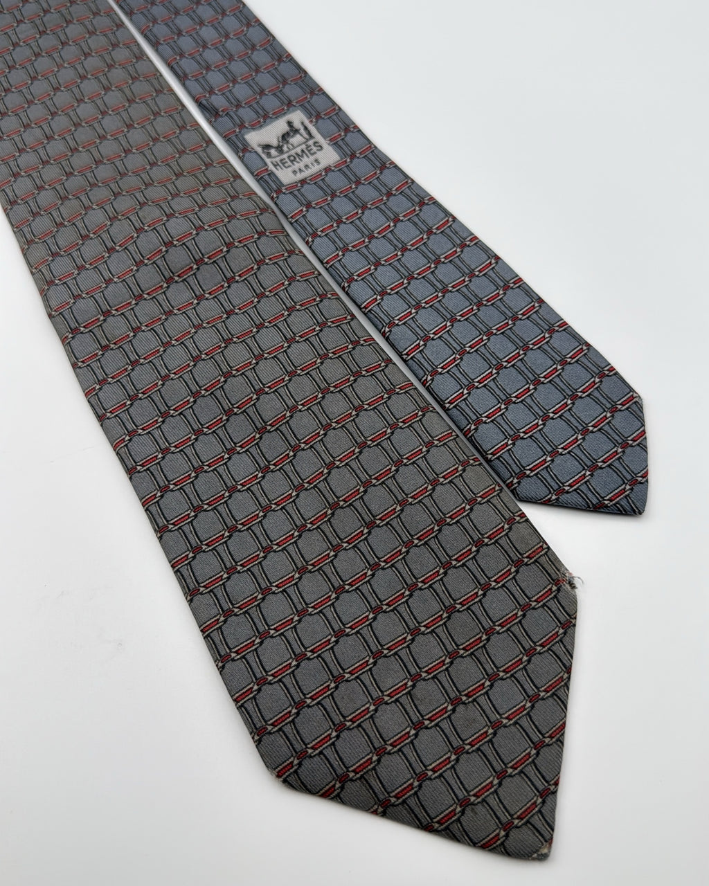 Hermès Paris Silk Tie 898 PA Geometric Grey Red Necktie Made in France