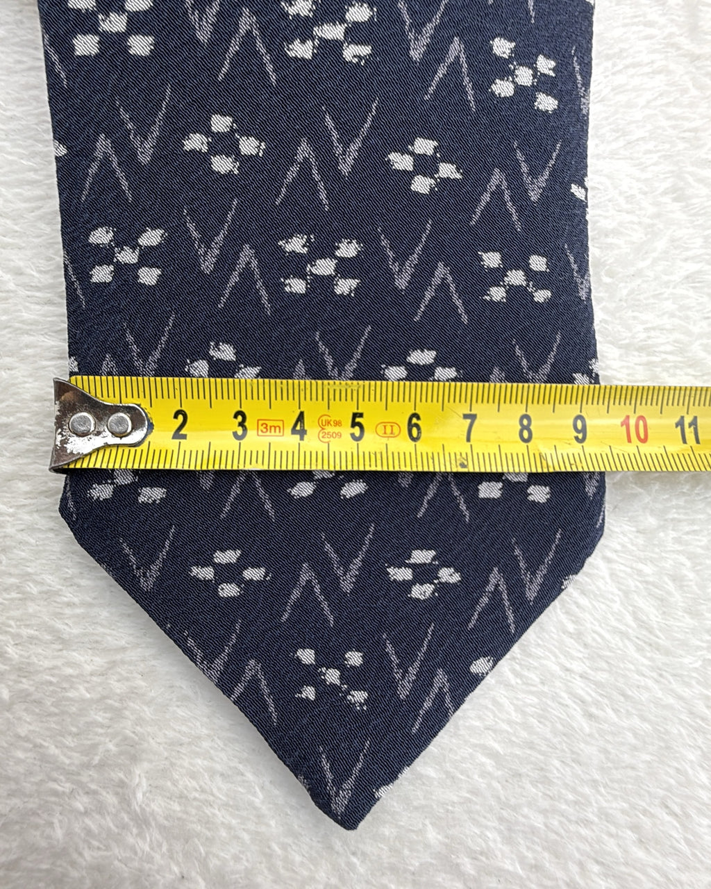 Giorgio Armani Silk Tie Abstract Navy Necktie