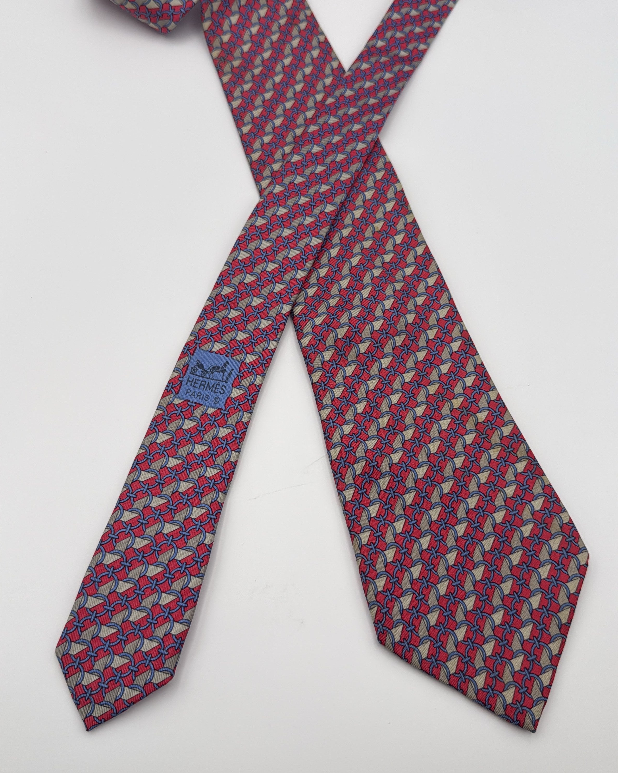 Hermès Paris Silk Tie 7112 FA Geometric Chain Red Blue Necktie Made in France