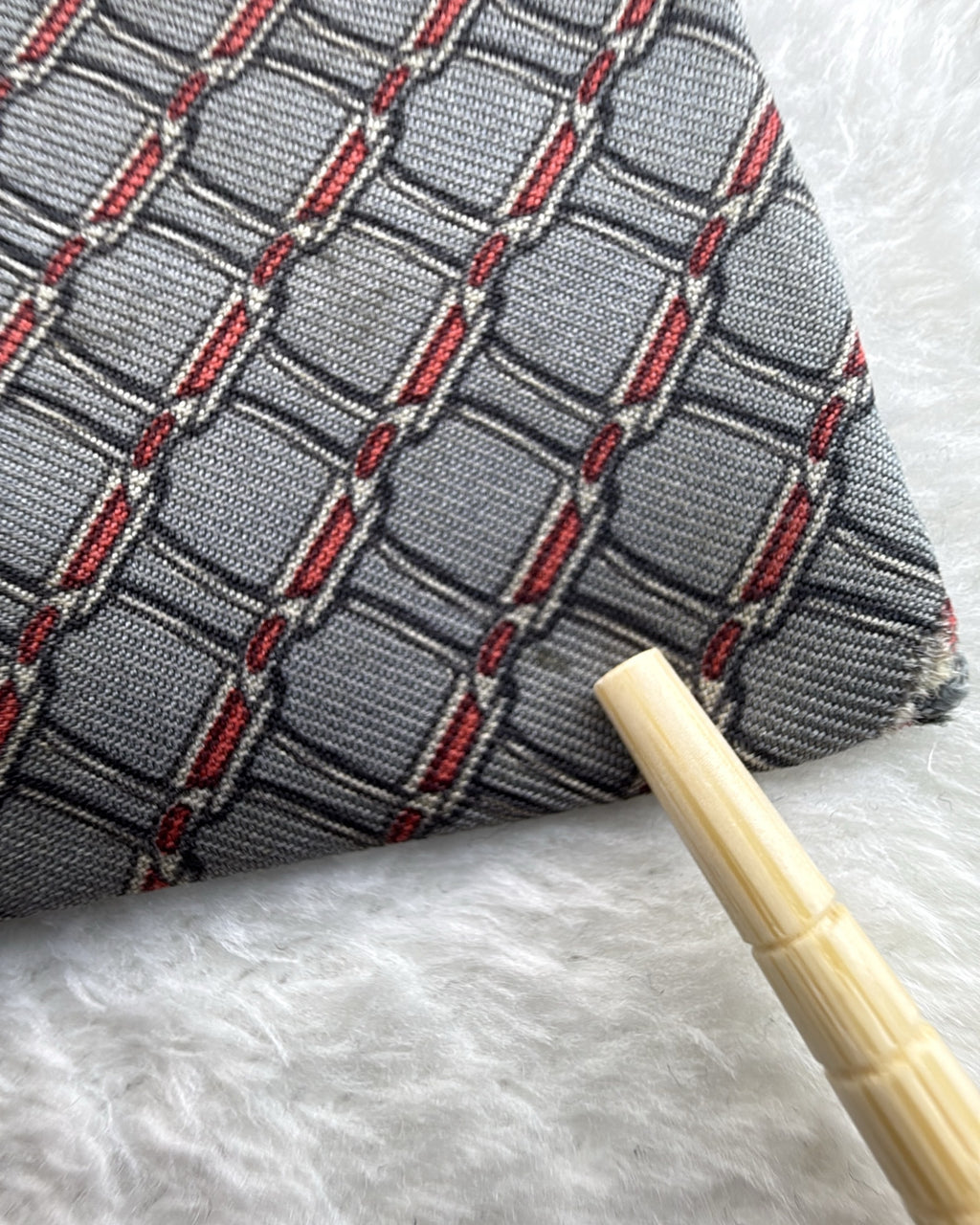 Hermès Paris Silk Tie 898 PA Geometric Grey Red Necktie Made in France