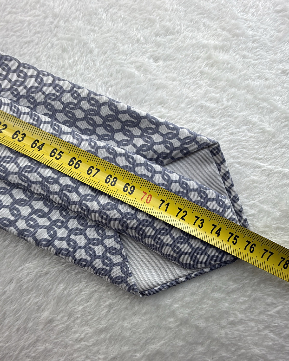 Hermès Paris Silk Tie 5231 SA Geometric White Grey Necktie Made in France
