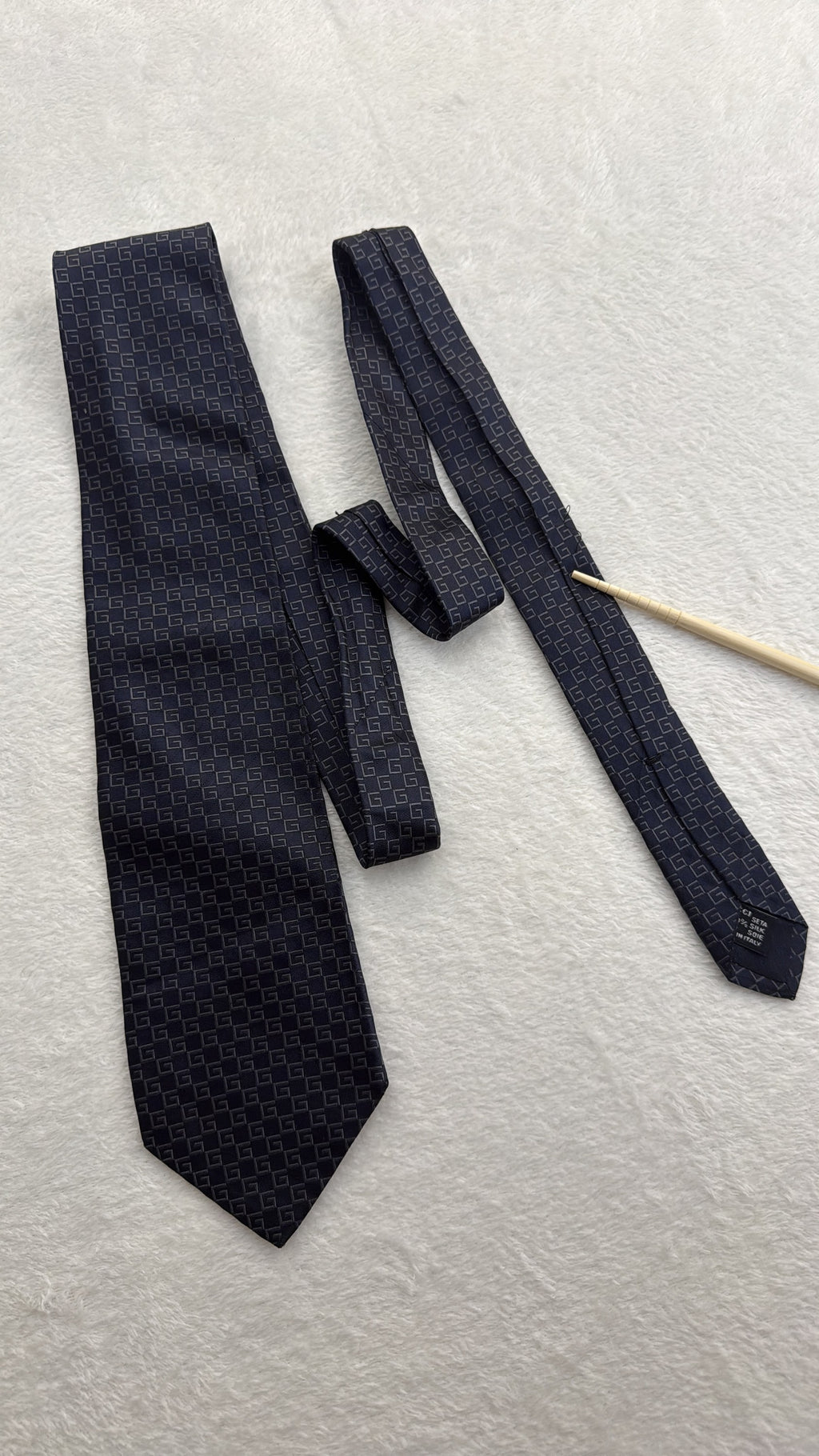 Gucci Silk Tie Brand Logo Navy Grey Necktie Made in Italy