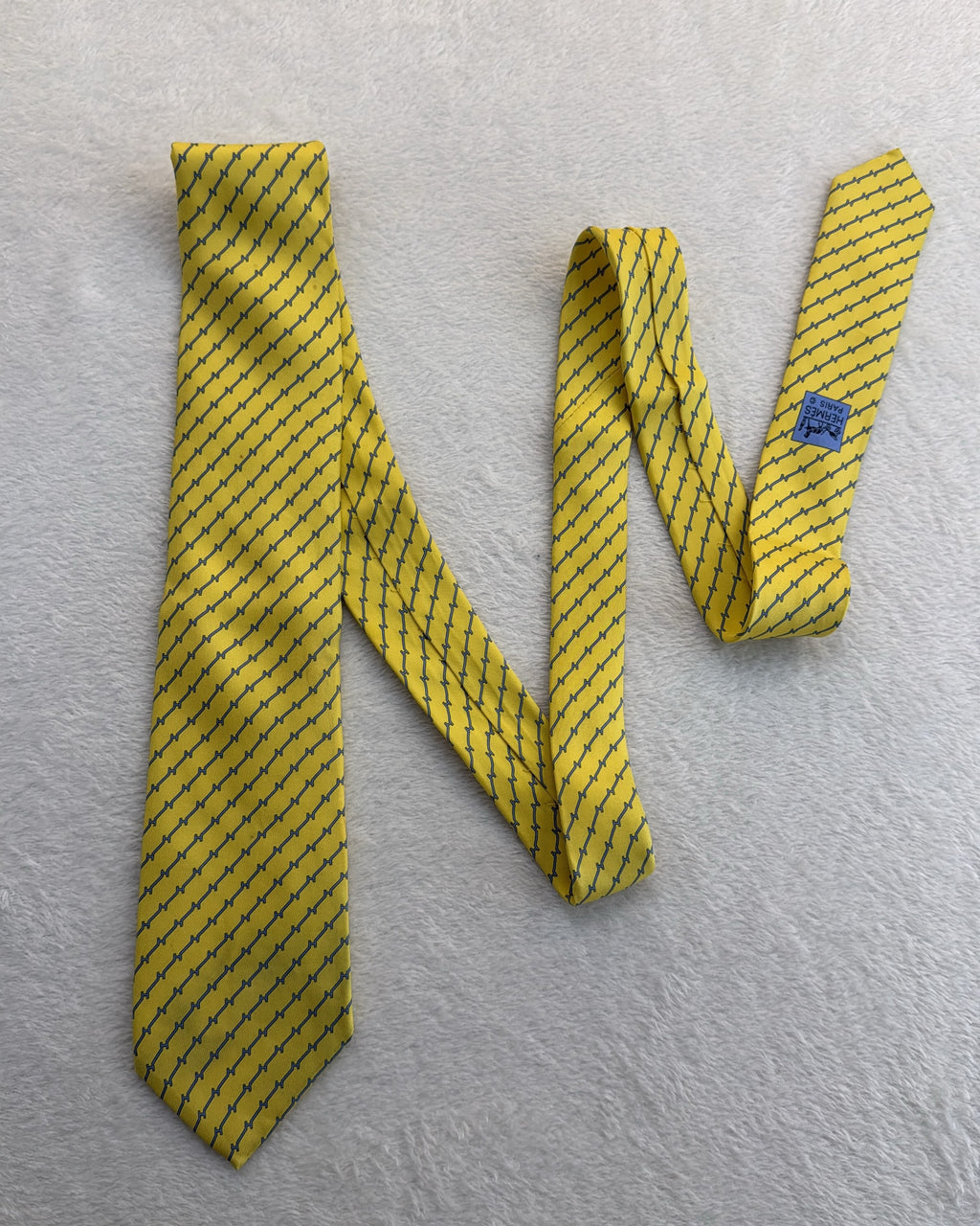 Hermès Paris Silk, Silk Tie 606085 FA Geometric Interlocking H Links Yellow Blue