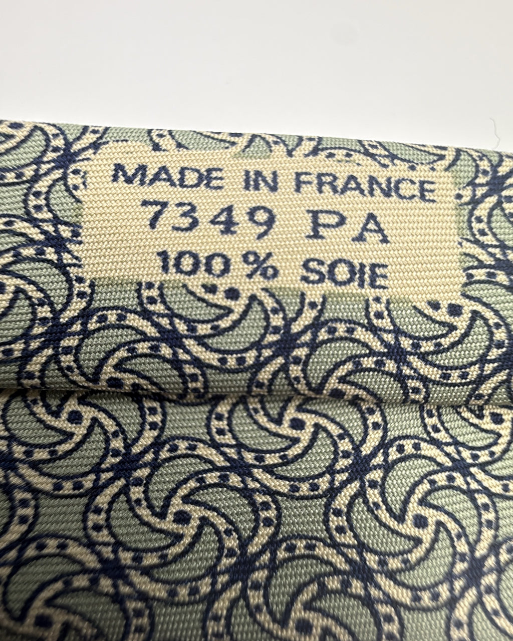 Hermès Paris Silk Tie 7349 PA Abstract Green Grey Necktie Made in France