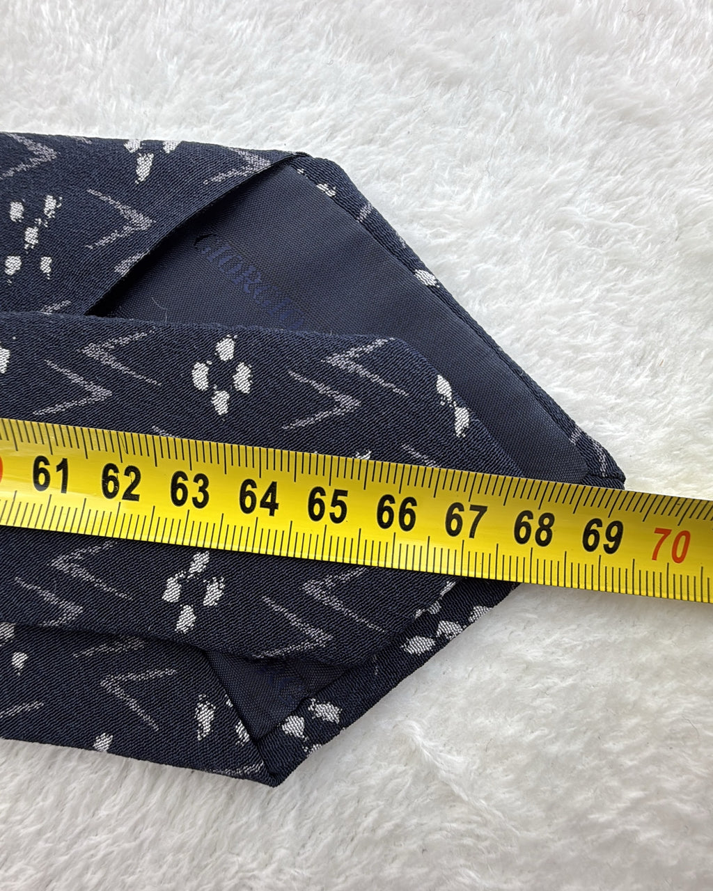Giorgio Armani Silk Tie Abstract Navy Necktie