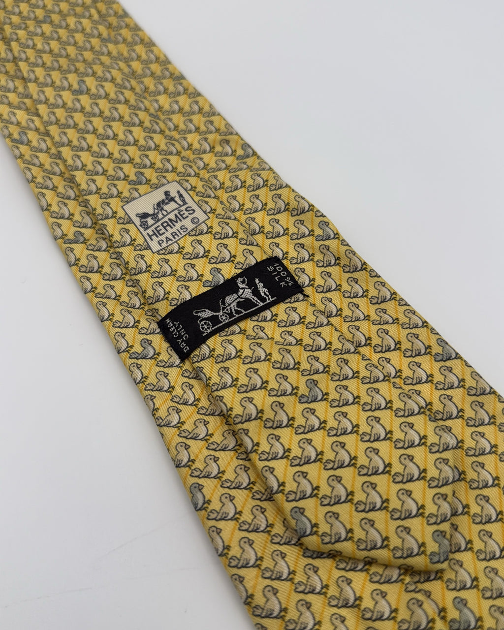 Vintage Hermès Paris Silk Tie 7964 EA Novelty/Motif Birds Yellow Grey Necktie