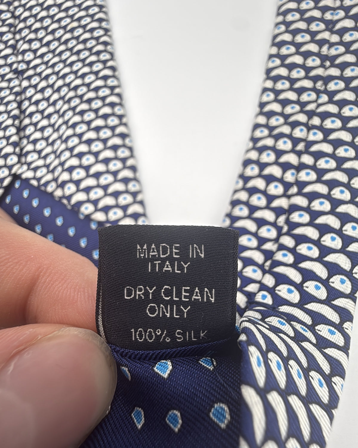 Alfred Dunhill Silk Tie Geometric Stylized Eye/droplet Shapes Navy White Necktie