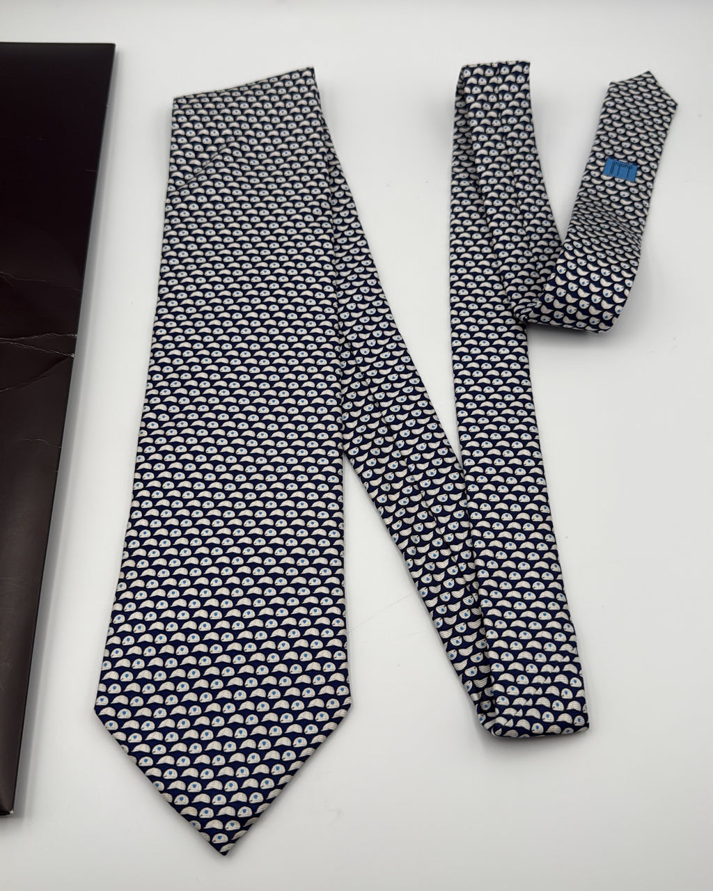 Alfred Dunhill Silk Tie Geometric Stylized Eye/droplet Shapes Navy White Necktie