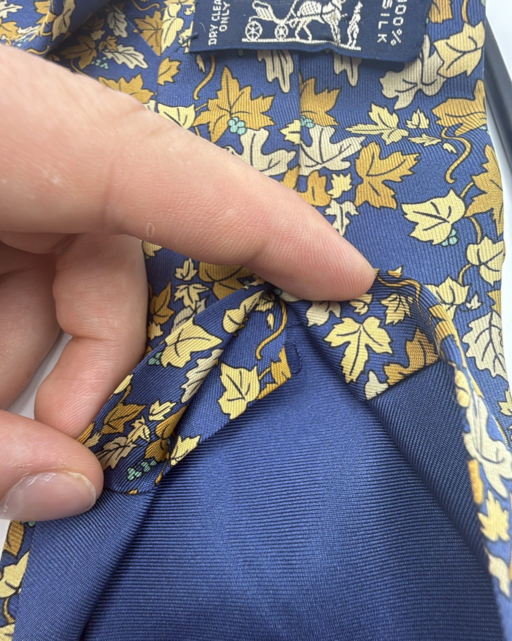 Vintage Hermès Paris Silk Tie 7406 PA Floral Navy Gold Necktie Made in France