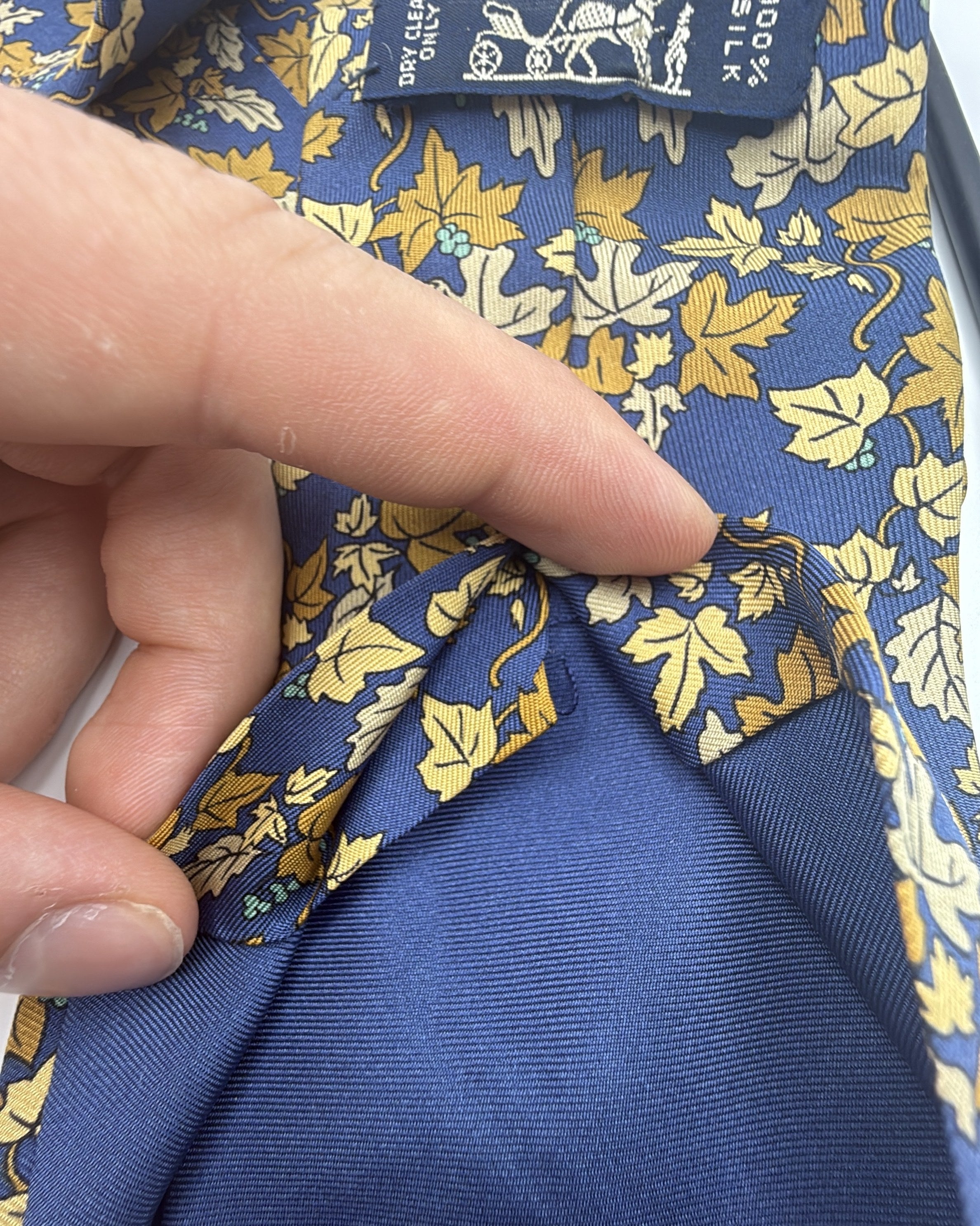 Vintage Hermès Paris Silk Tie 7406 PA Floral Navy Gold Necktie Made in France