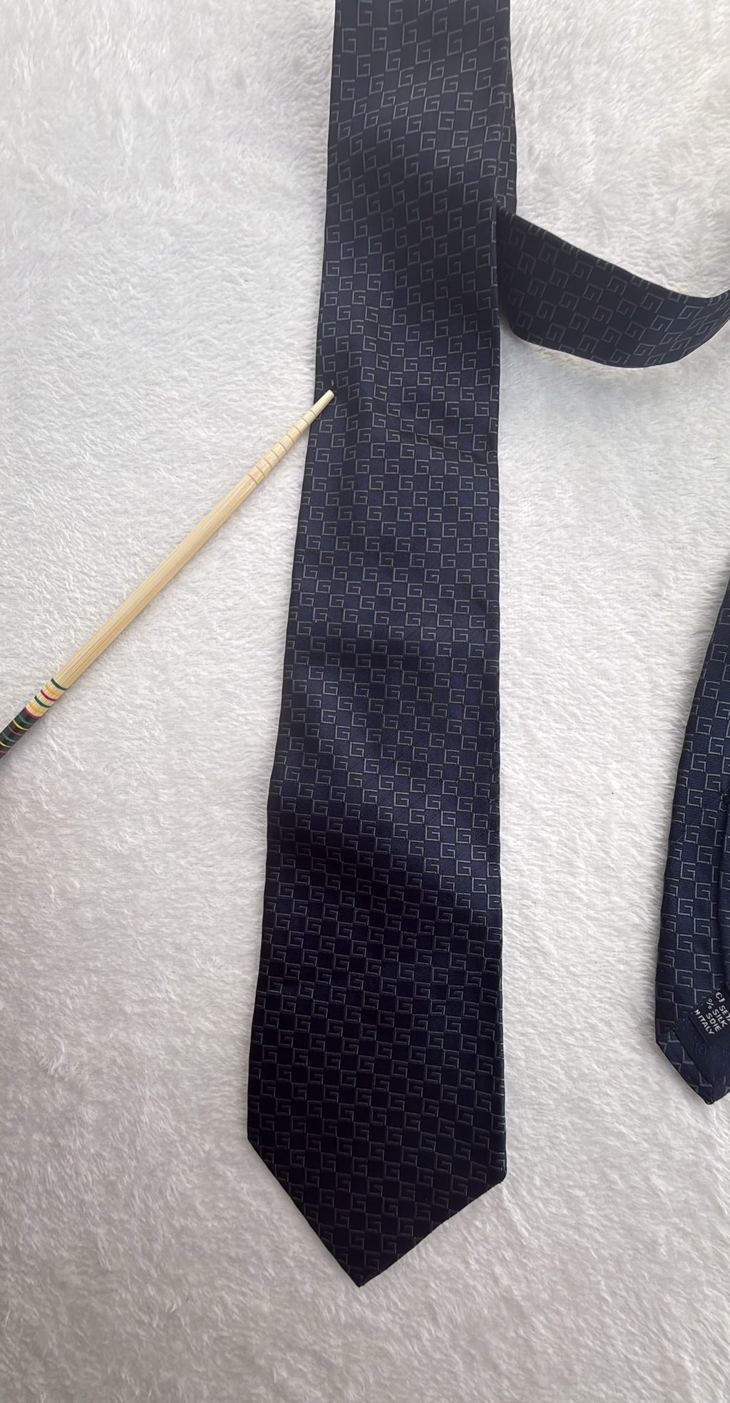 Gucci Silk Tie Brand Logo Navy Grey Necktie Made in Italy
