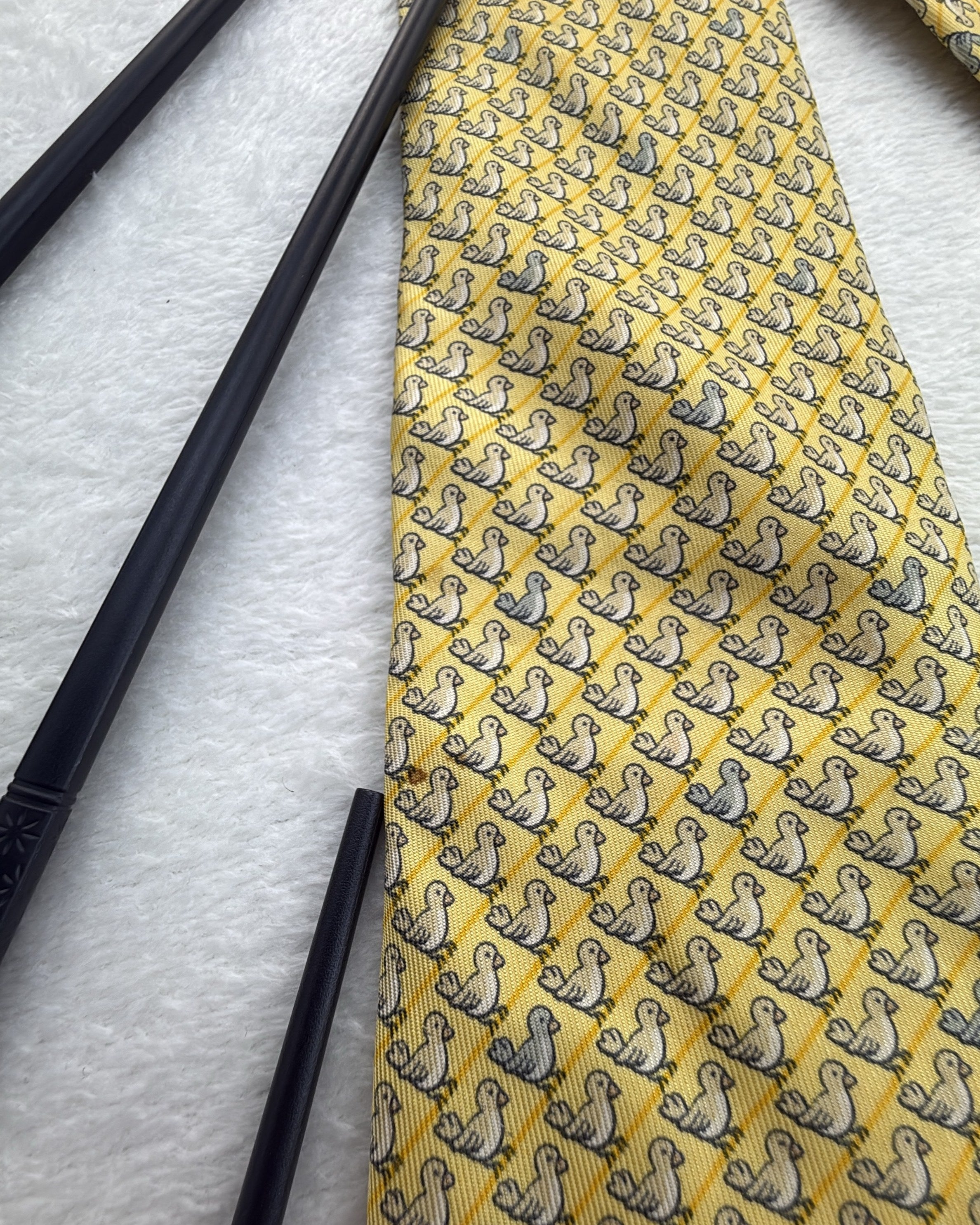Vintage Hermès Paris Silk Tie 7964 EA Novelty/Motif Birds Yellow Grey Necktie