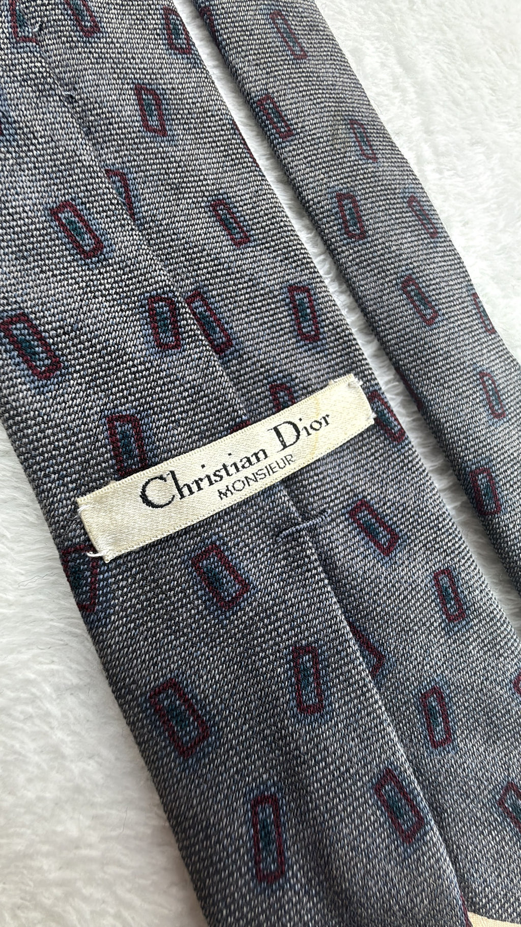 Vintage Christian Dior Silk, Wool Tie V-TK-03 Geometric Grey Burgundy Necktie