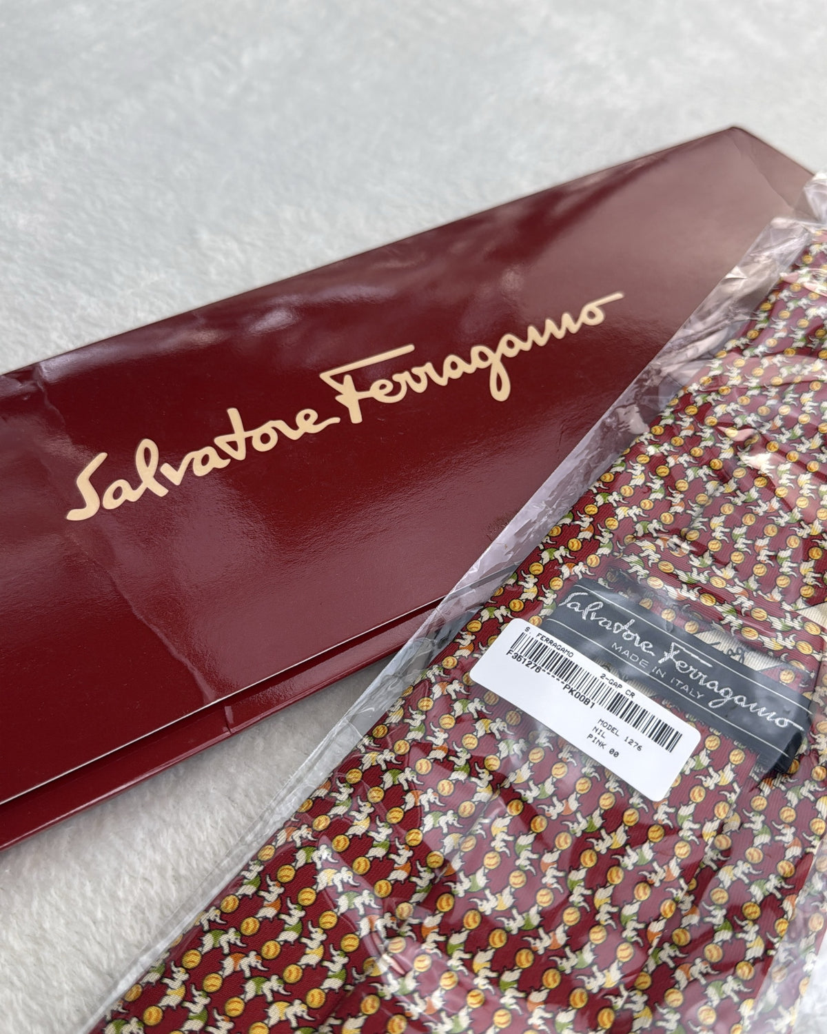 Salvatore Ferragamo Silk Tie Novelty/Motif Burgundy Yellow Necktie Made in Italy