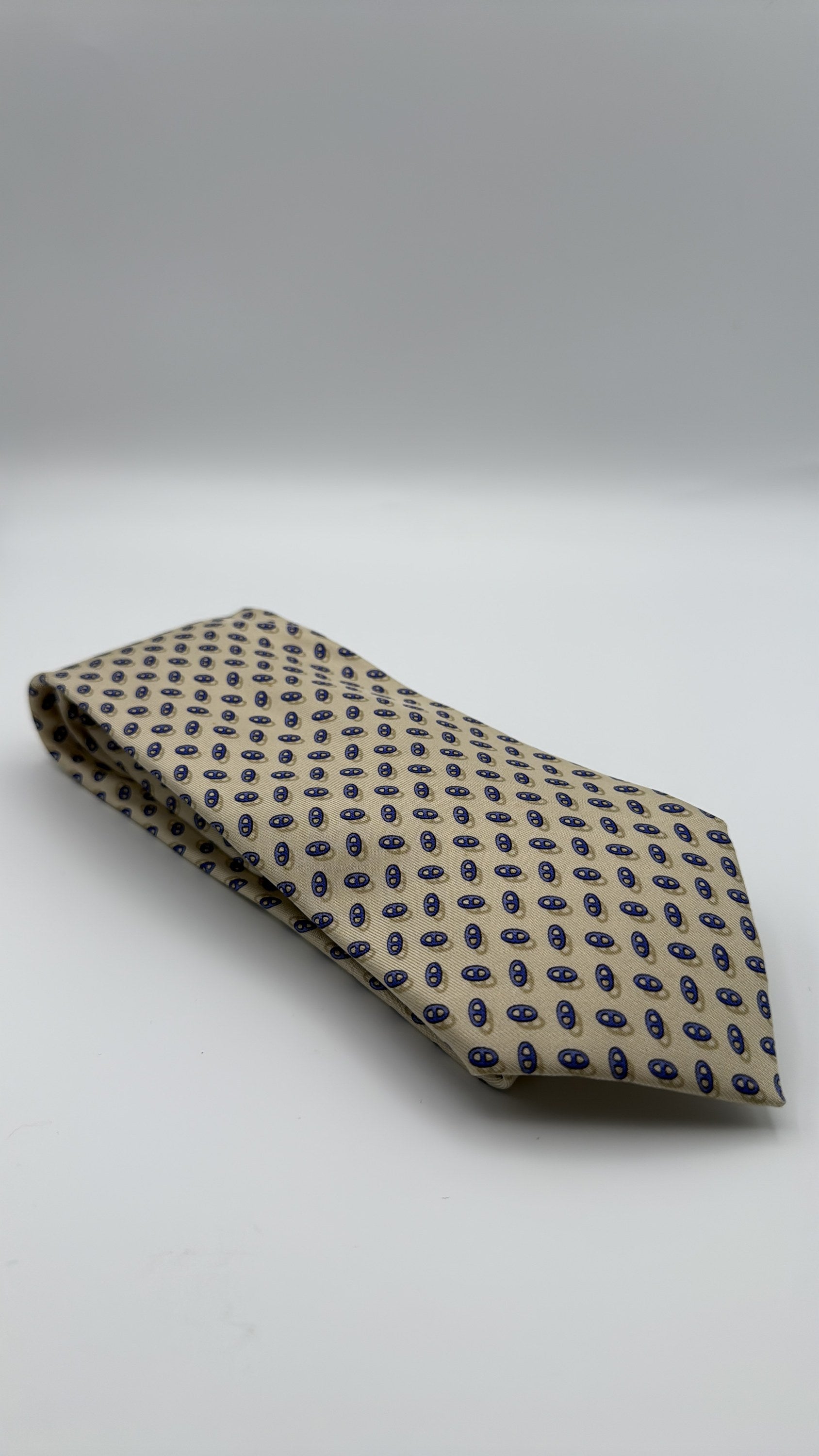Hermès Paris Silk Tie Novelty/Motif Ivory Blue Necktie Made in France