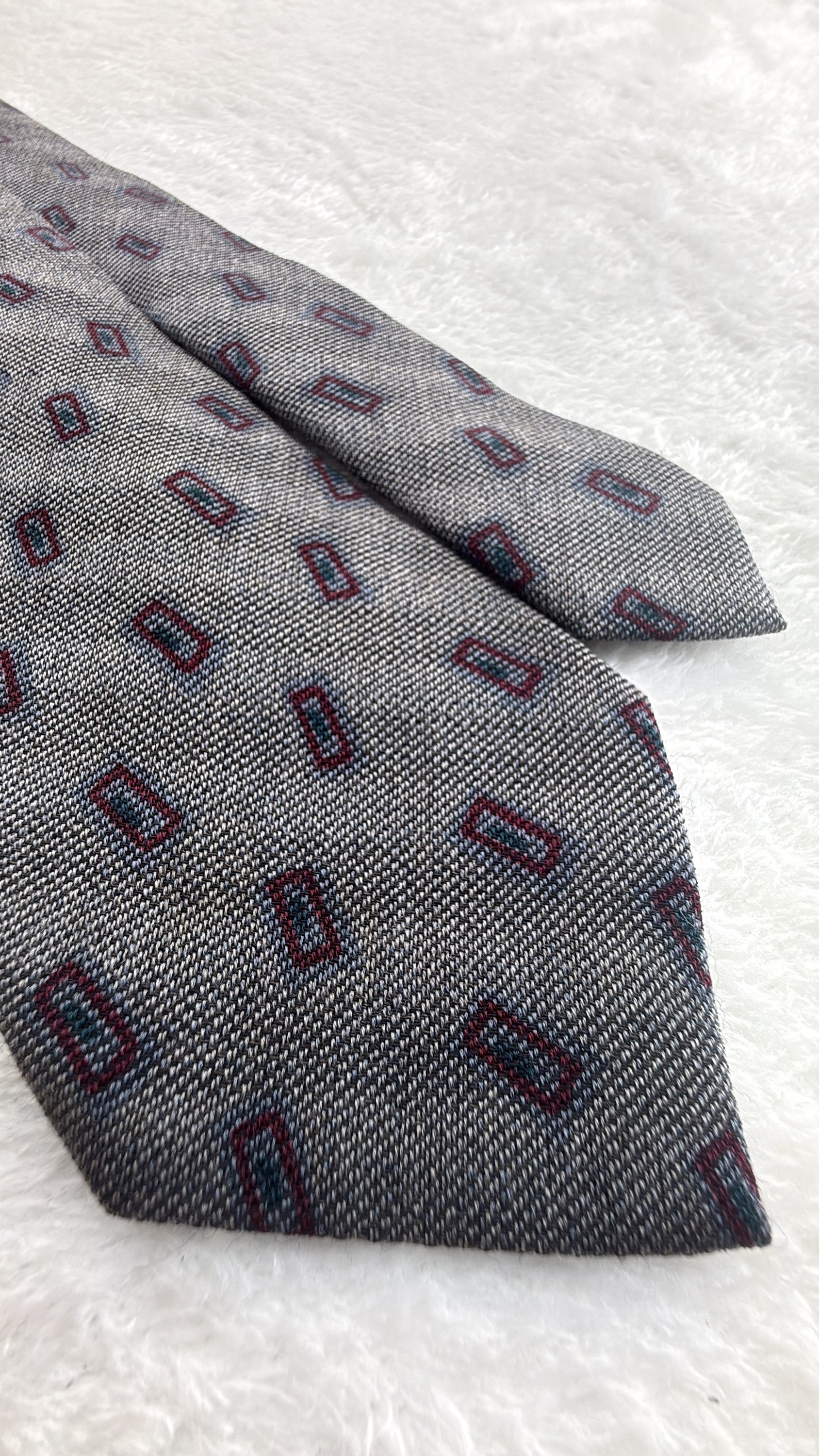 Vintage Christian Dior Silk, Wool Tie V-TK-03 Geometric Grey Burgundy Necktie