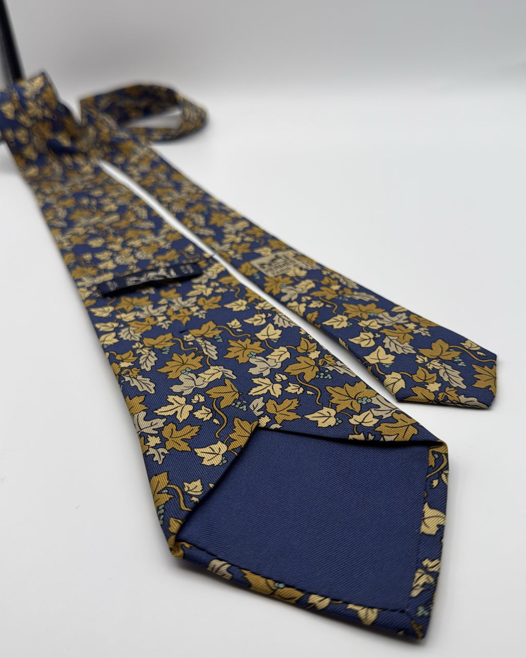 Vintage Hermès Paris Silk Tie 7406 PA Floral Navy Gold Necktie Made in France