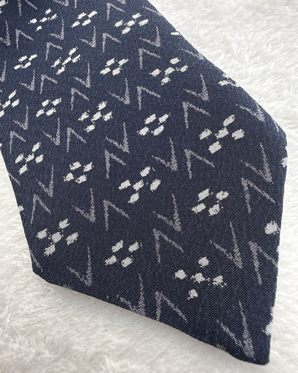 Giorgio Armani Silk Tie Abstract Navy Necktie