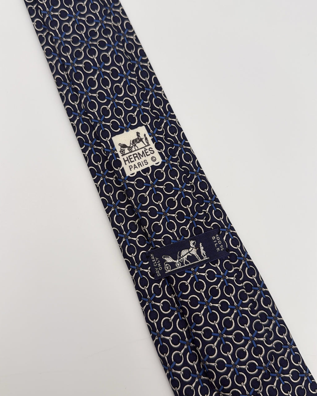 Hermès Paris Silk Tie 7084 OA Geometric Navy White Necktie Made in France