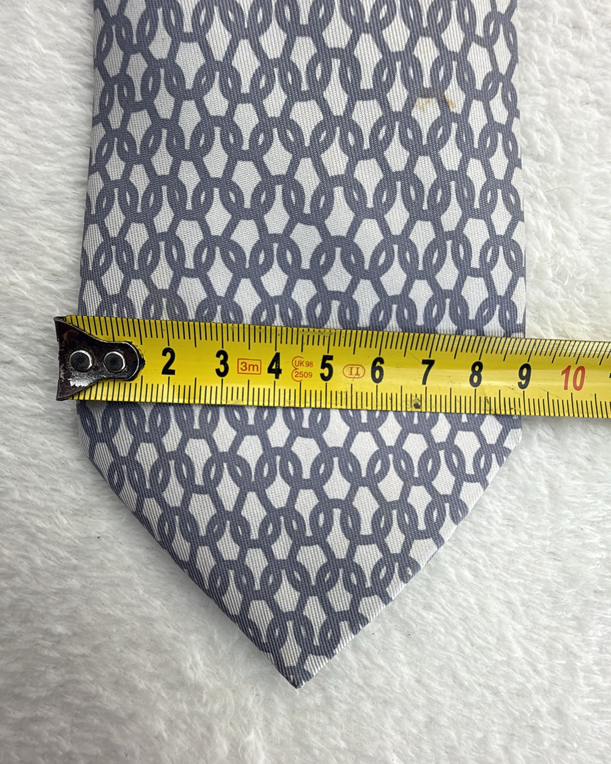 Hermès Paris Silk Tie 5231 SA Geometric White Grey Necktie Made in France