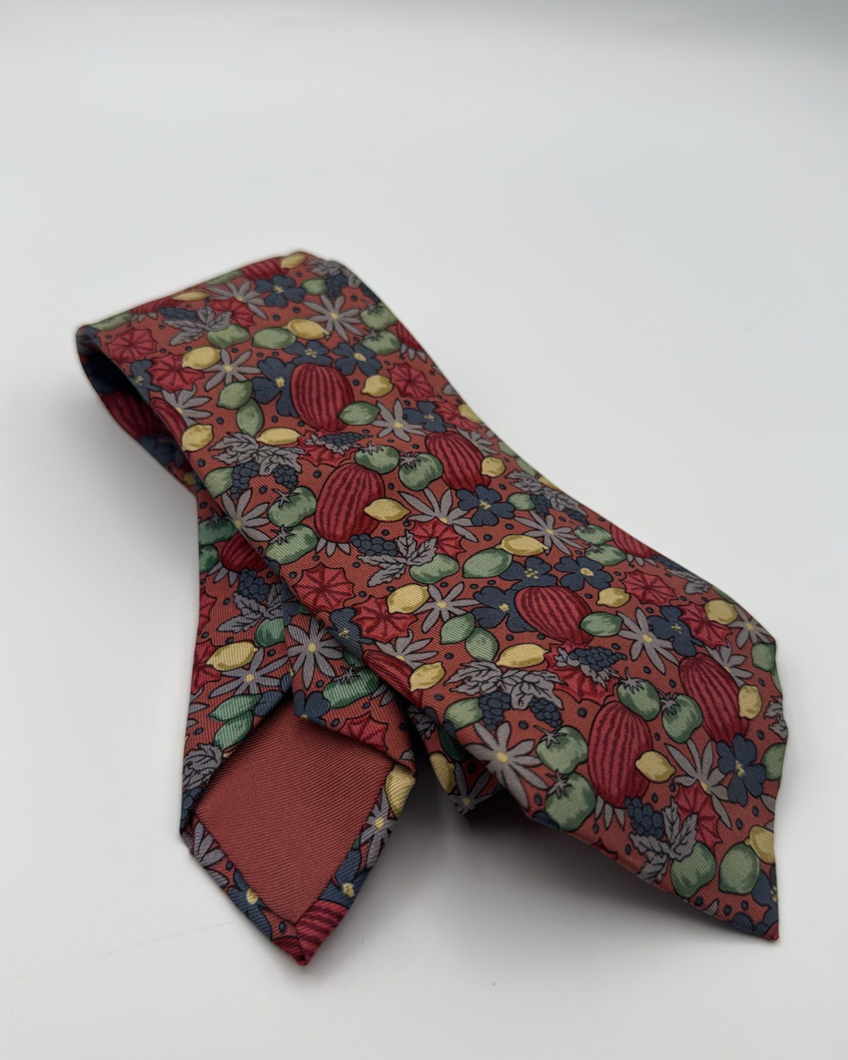 Vintage Hermès Paris Silk Tie 7358 PA Novelty/Motif Flowers Red Multicolor