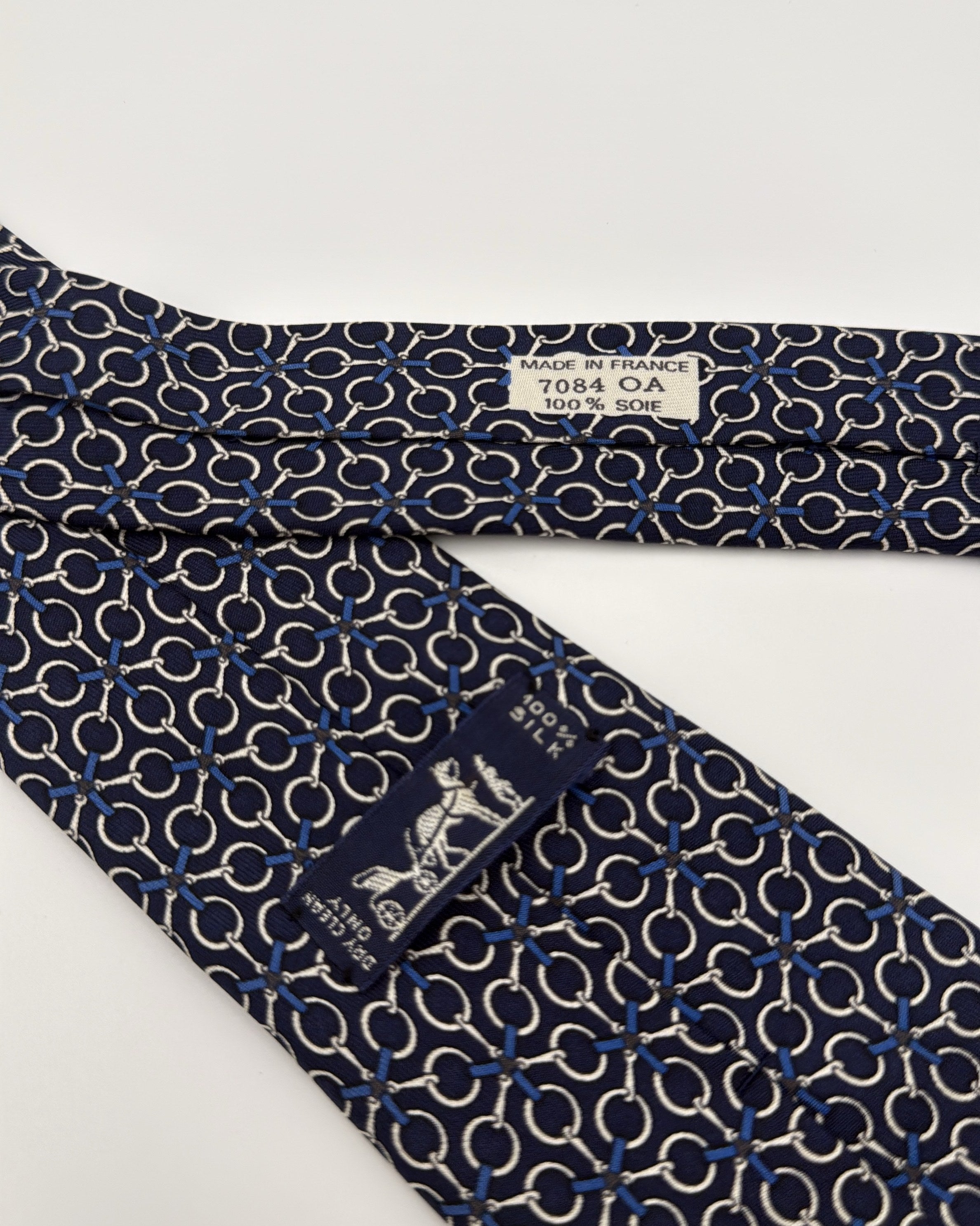 Hermès Paris Silk Tie 7084 OA Geometric Navy White Necktie Made in France