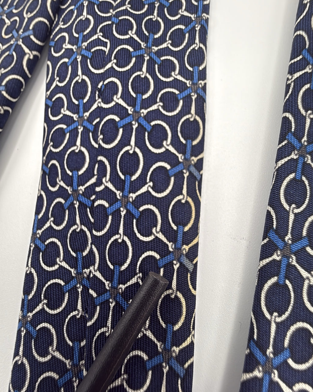 Hermès Paris Silk Tie 7084 OA Geometric Navy White Necktie Made in France