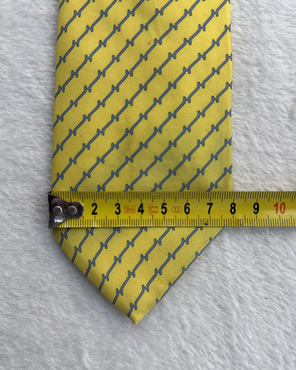 Hermès Paris Silk, Silk Tie 606085 FA Geometric Interlocking H Links Yellow Blue