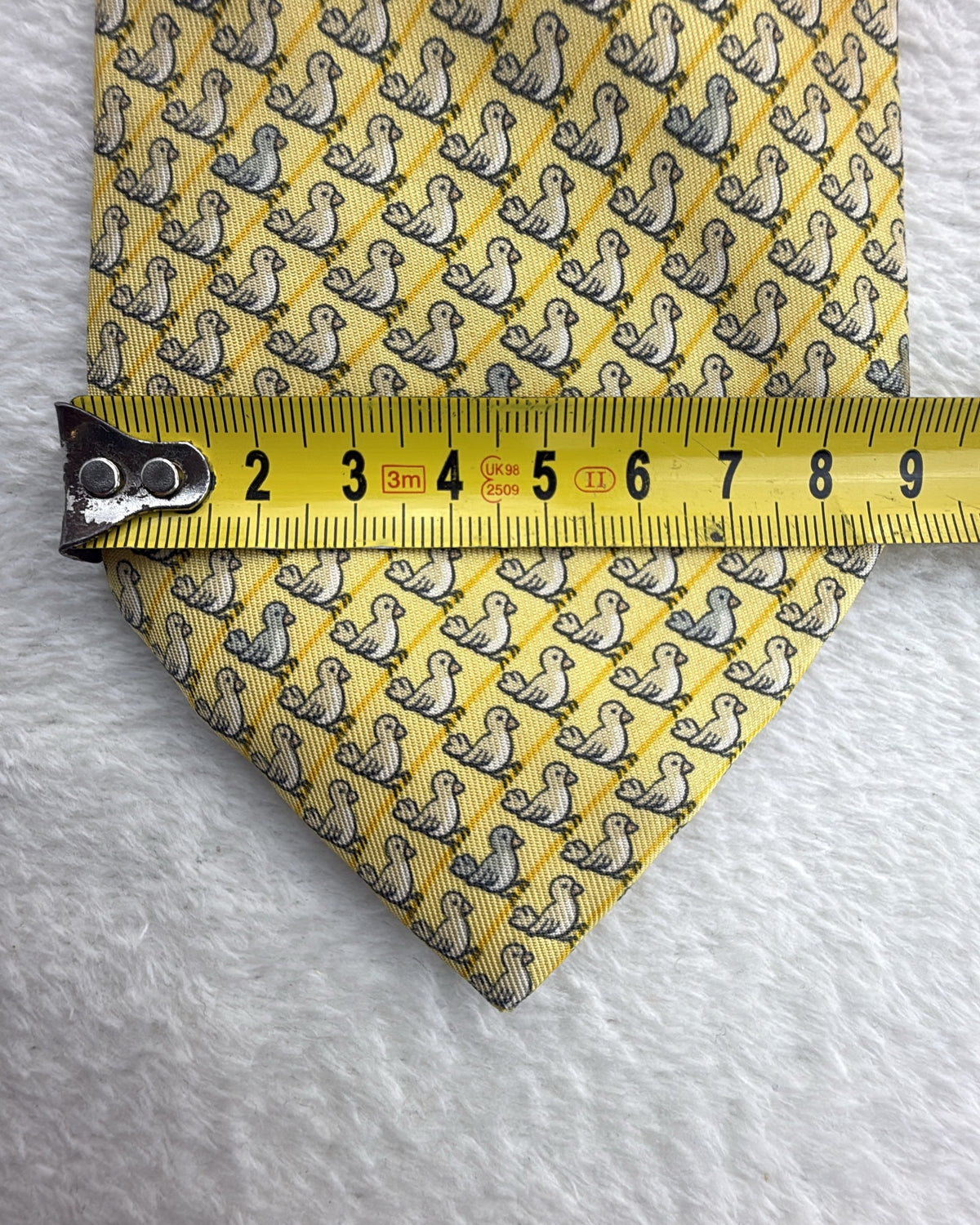 Vintage Hermès Paris Silk Tie 7964 EA Novelty/Motif Birds Yellow Grey Necktie