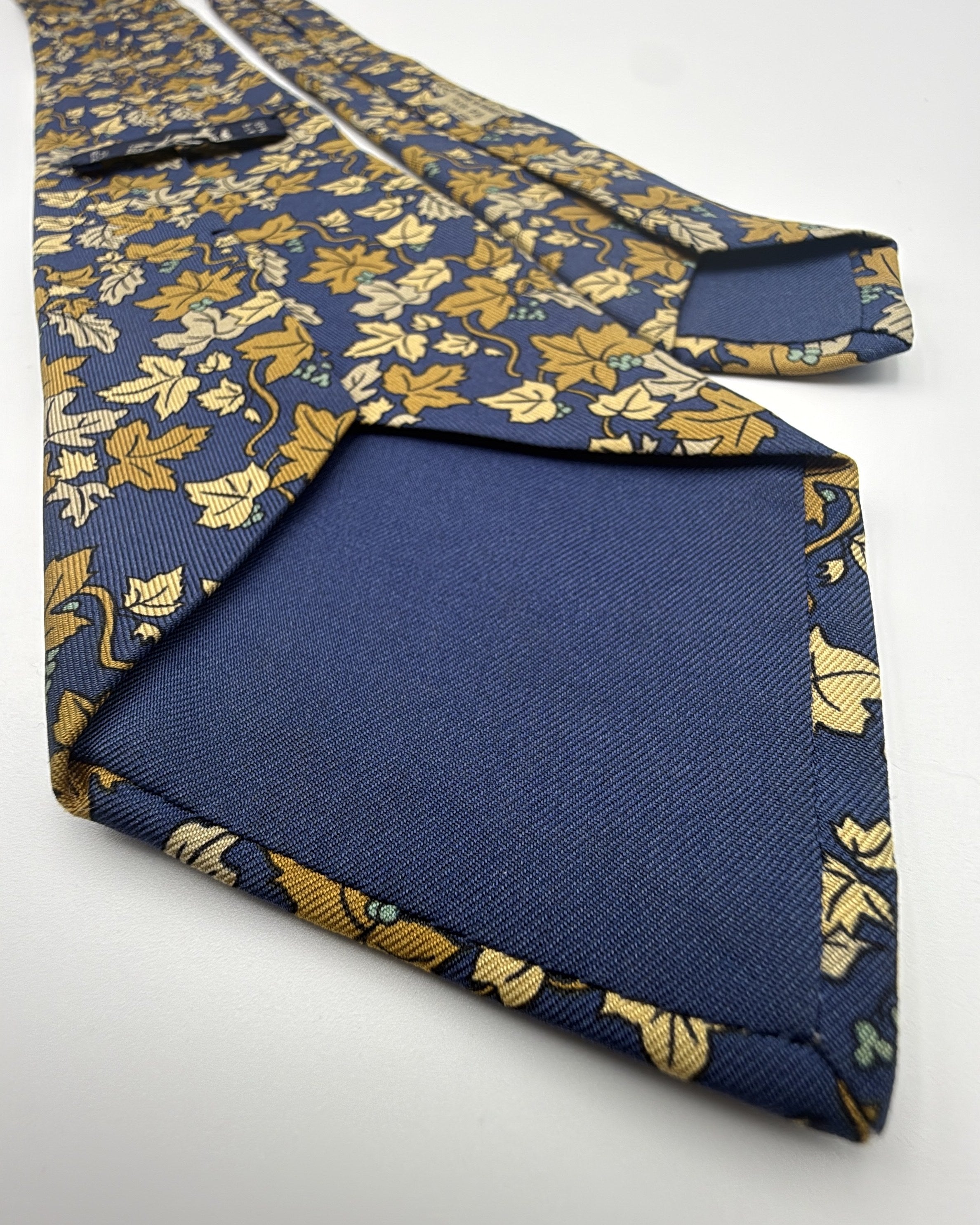 Vintage Hermès Paris Silk Tie 7406 PA Floral Navy Gold Necktie Made in France